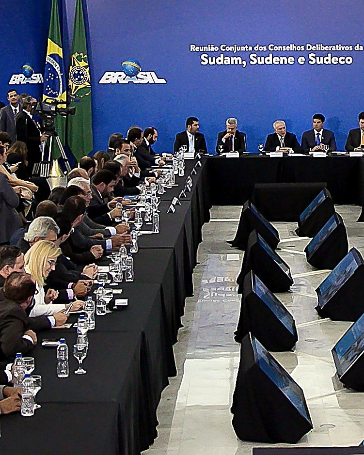 Reunião de conselhos deliberativos regionais